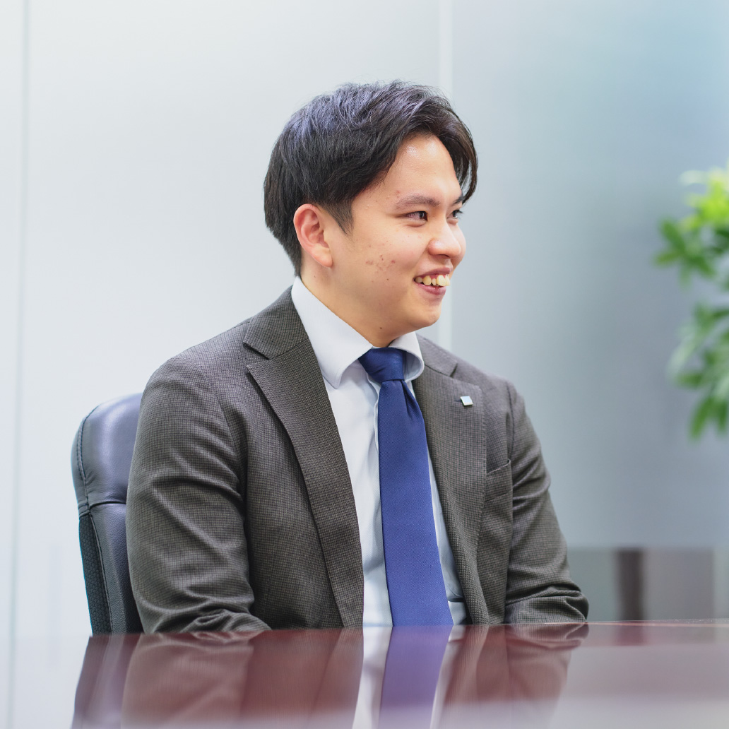 先輩インタビュー写真