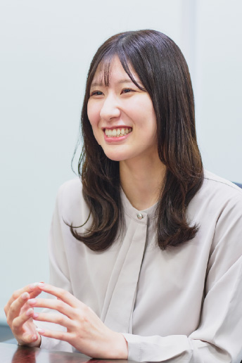 先輩インタビュー 2