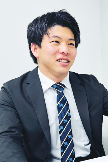 先輩インタビュー 5